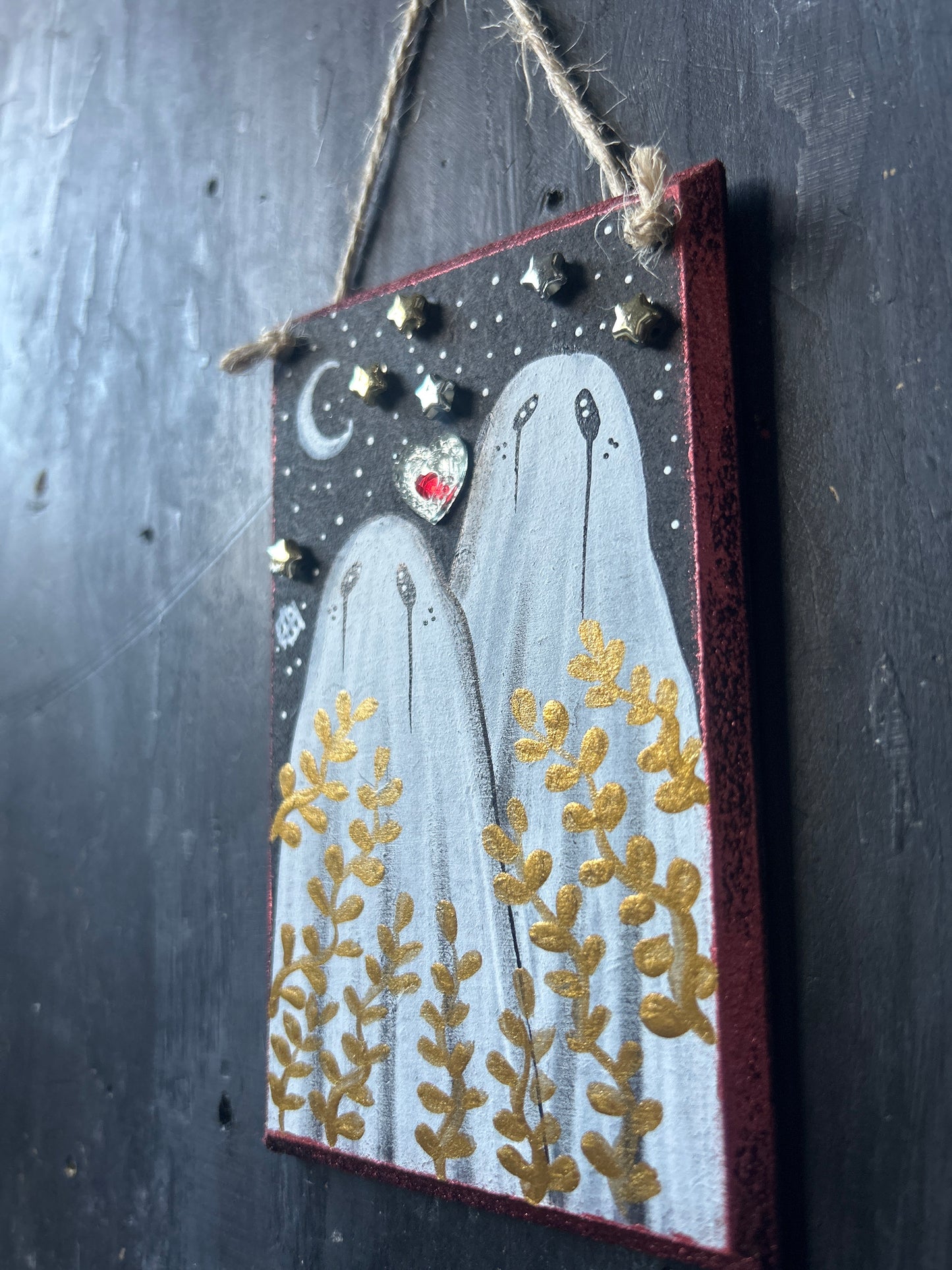 Hand Painted Wooden Plaque - Ghost Couple