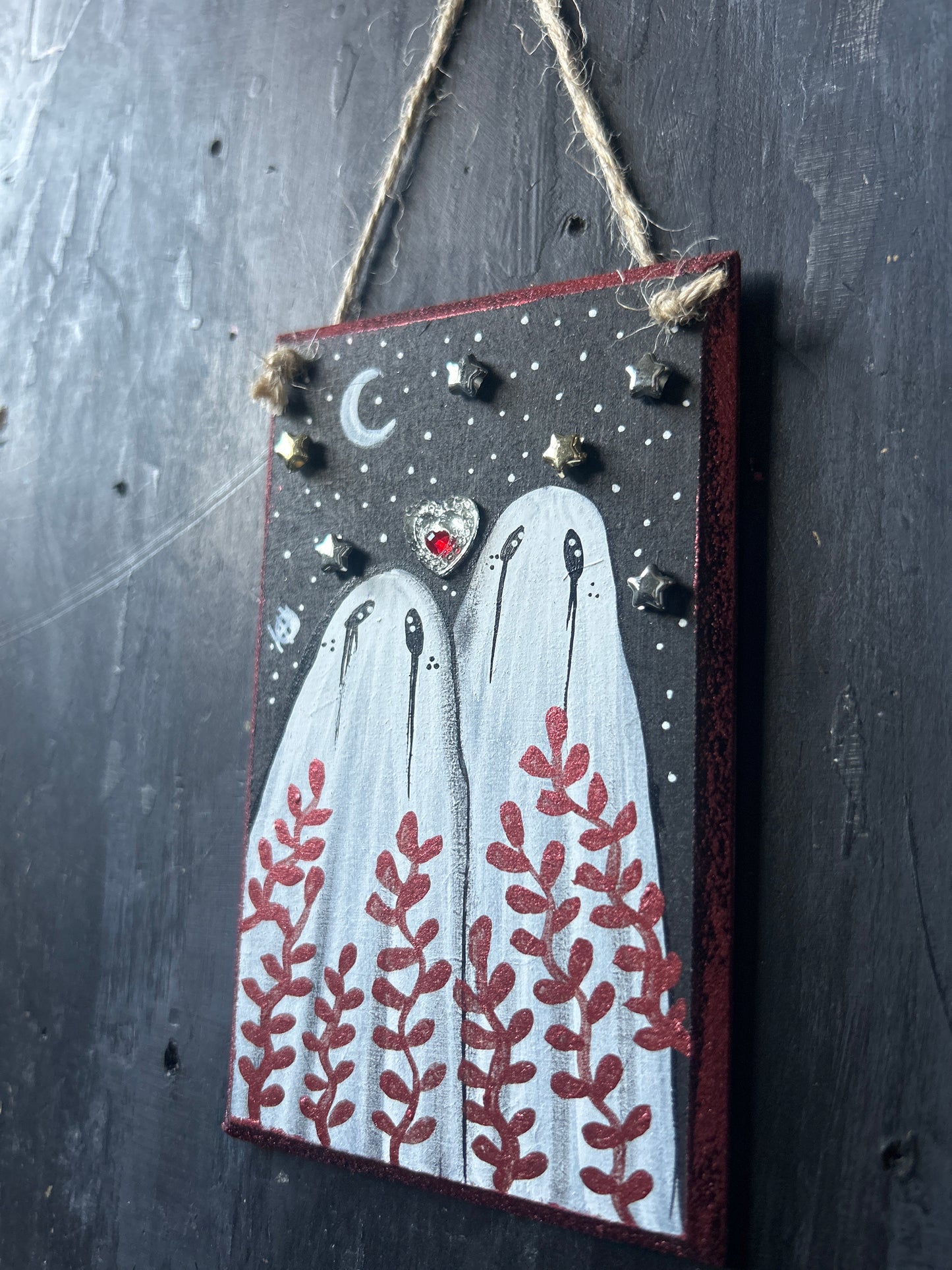 Hand Painted Wooden Plaque - Ghost Couple